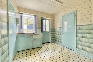 Photo 16- click for photo gallery